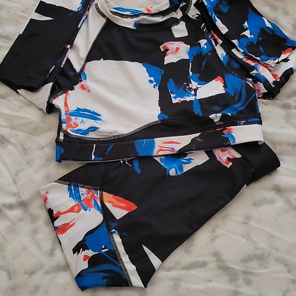 Fly Abstract Set - Picture 4 of 4